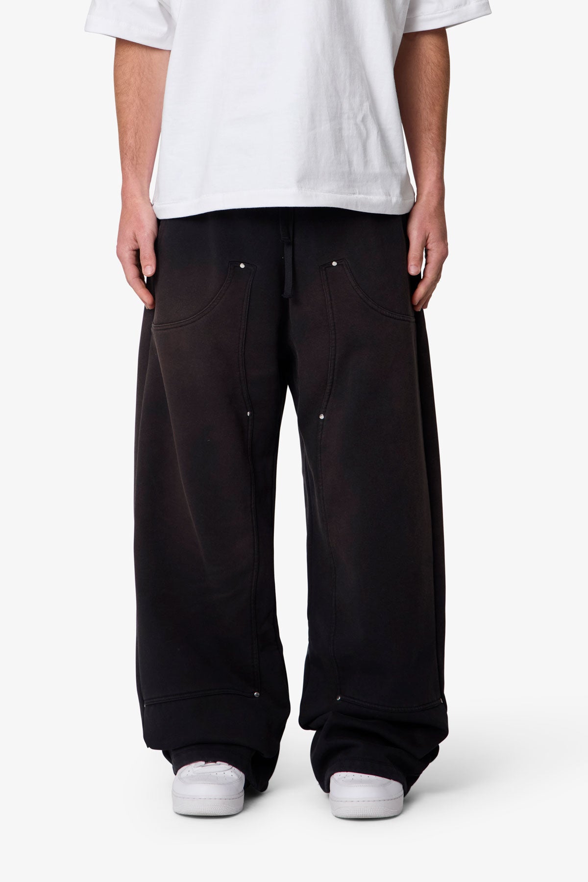 West Double Knee Sweatpants - Washed Black | mnml