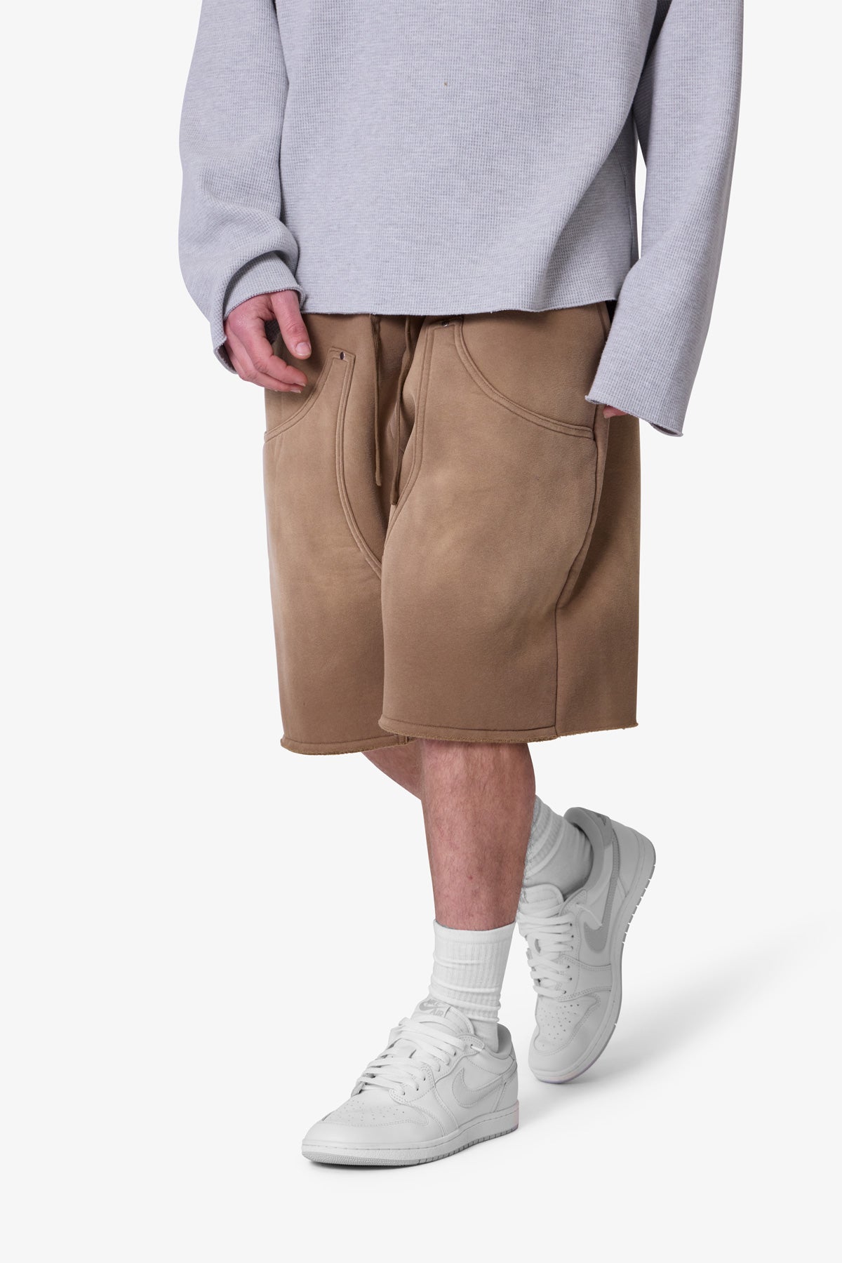 West Double Knee Sweatshorts - Tan | mnml | shop now