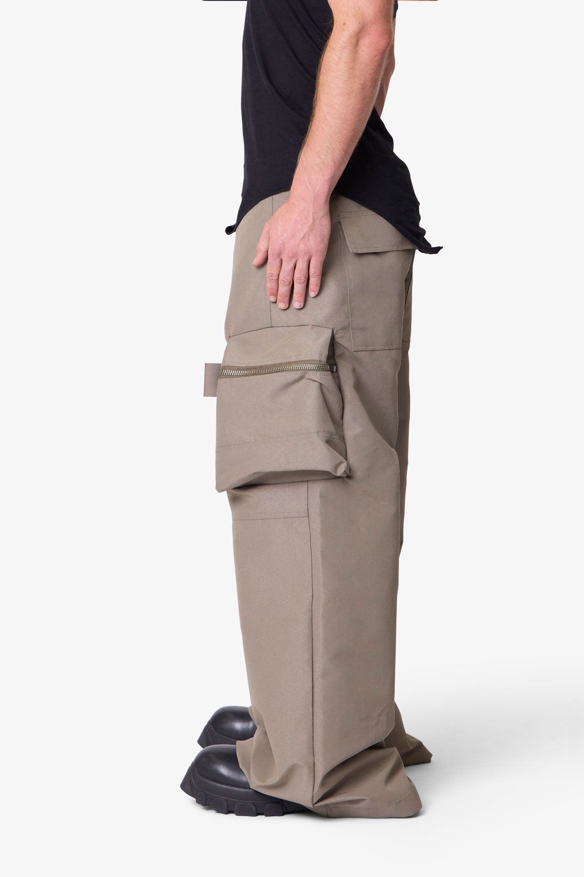 Zip Cargo Pocket Rave Pants - Tan | mnml