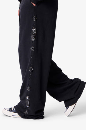 NEW SWEATPANTS image 4