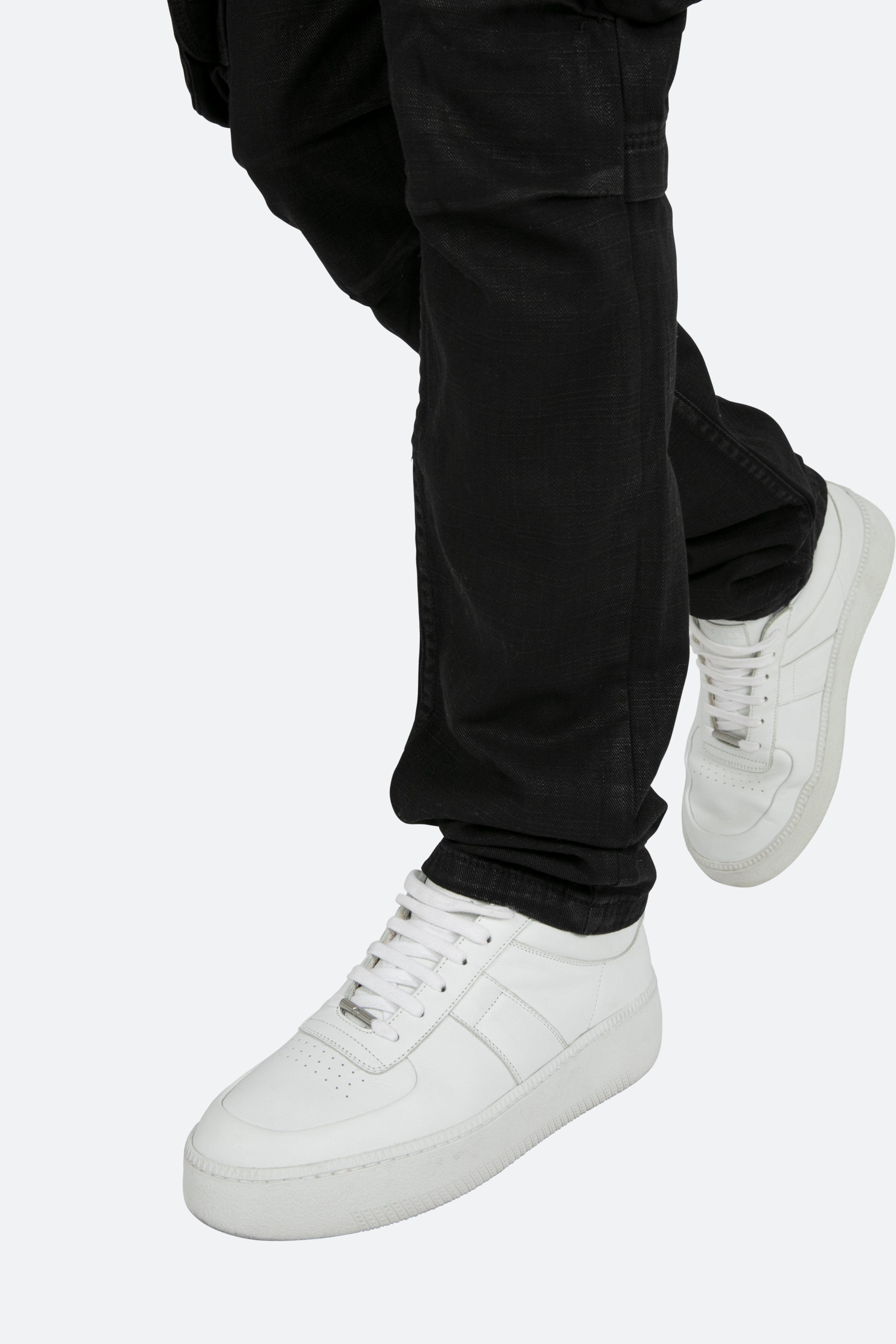 新品　MNML WAXED CARGO FLARE DENIM (33) B357 Waxed Cargo Flare Denim - Black | mnml